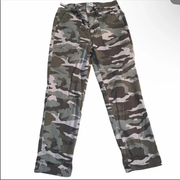 Camouflage Women's Pants - Picture 1 of 9